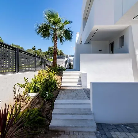 Casa Views - La De Holiday home